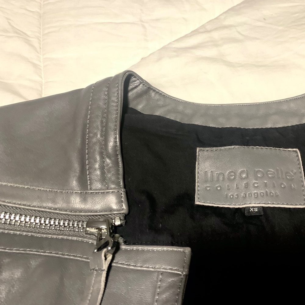 Linea Pelle cropped leather moto jacket xs